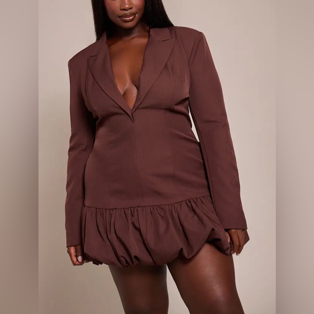 PRETTY LITTLE THING CHOCOLATE PLUNGE PUFF HEM BLAZER DRESS.       NEW W/ TAGS - Picture 2 of 4